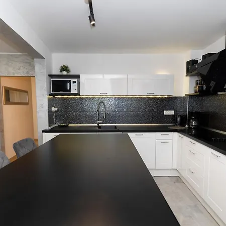 Lejlighed Nikky 2br Apt. In Old Town Centre Zadar