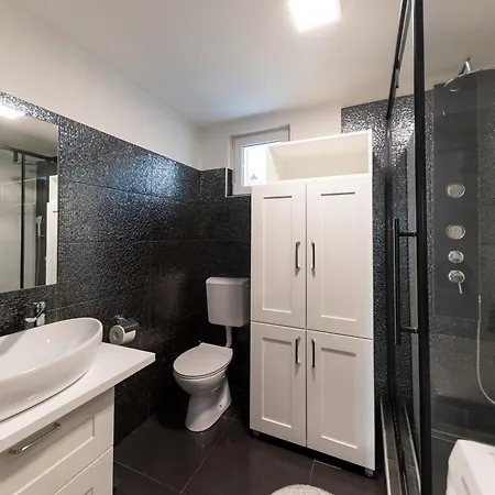 Apartmán Nikky 2br Apt. In Old Town Centre