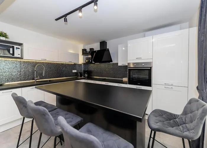 Nikky 2Br Apt. In Old Town Centre Apartman Zadar